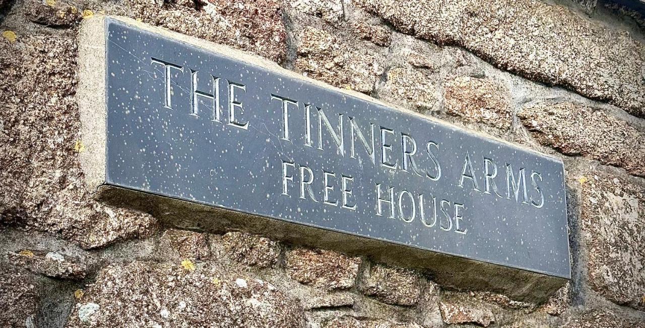 Inn The White House At The Tinners Arms St Ives (Cornwall)